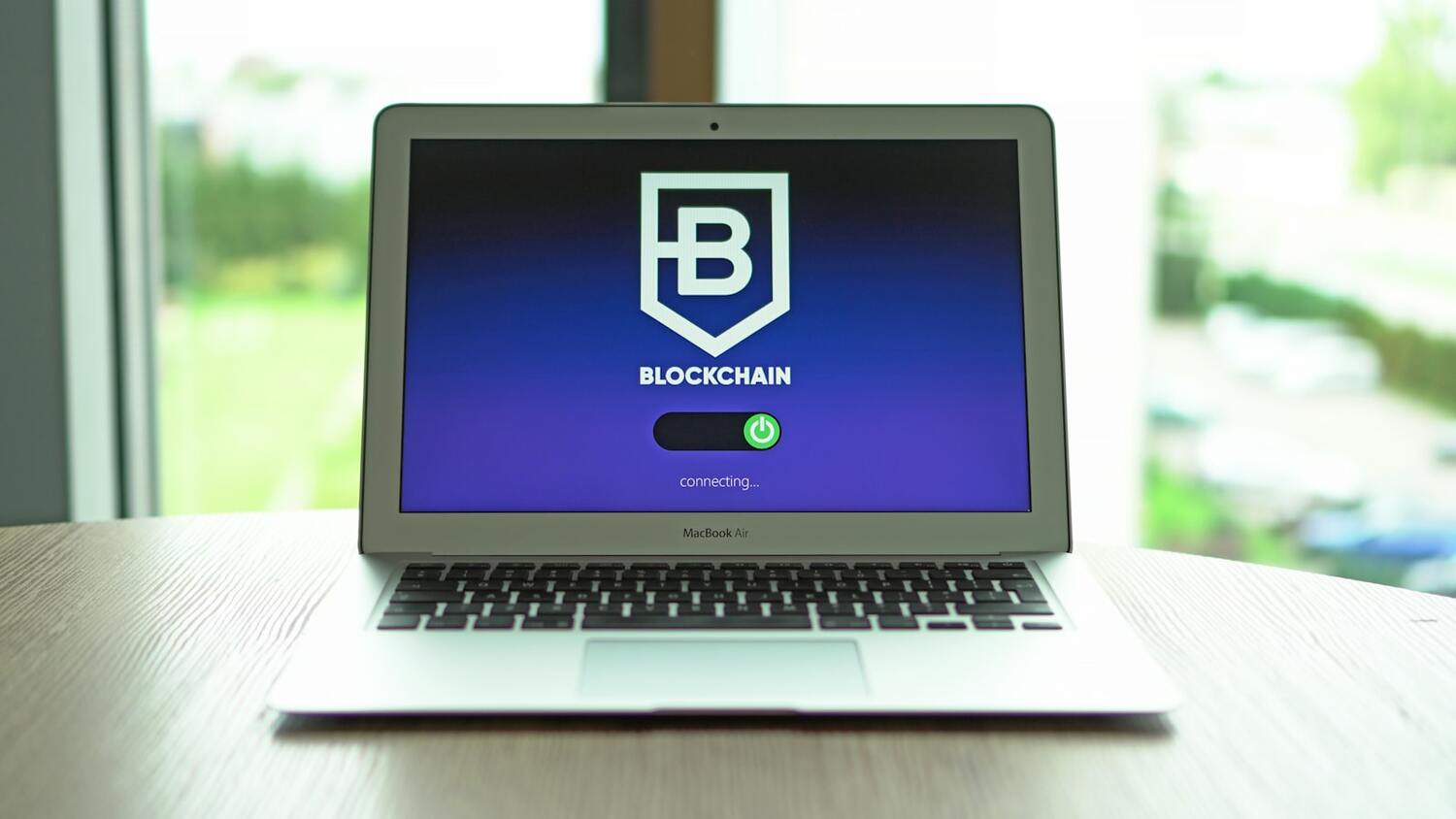 Передача базы - в удобном формате для интеграции с вашими CRM или сервисами рассылок.