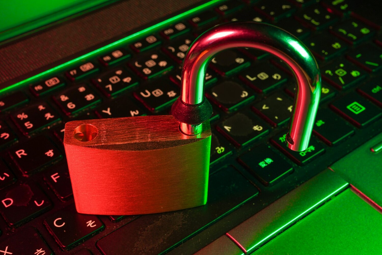 Менеджеры звонят по отобранным номерам, чтобы подтвердить интерес к спецтехнике.