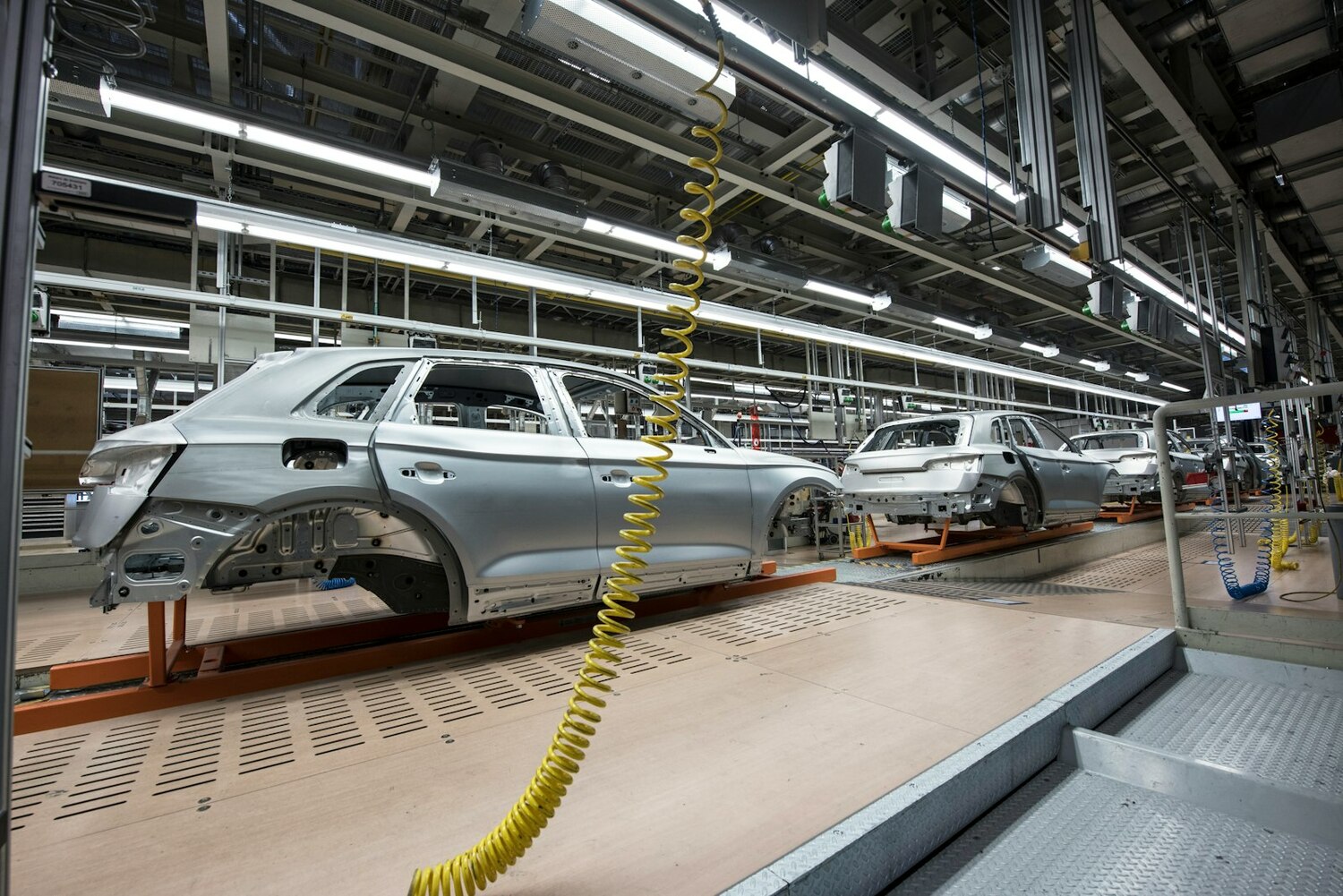 Компании, занимающиеся продажей сложных продуктов или услуг